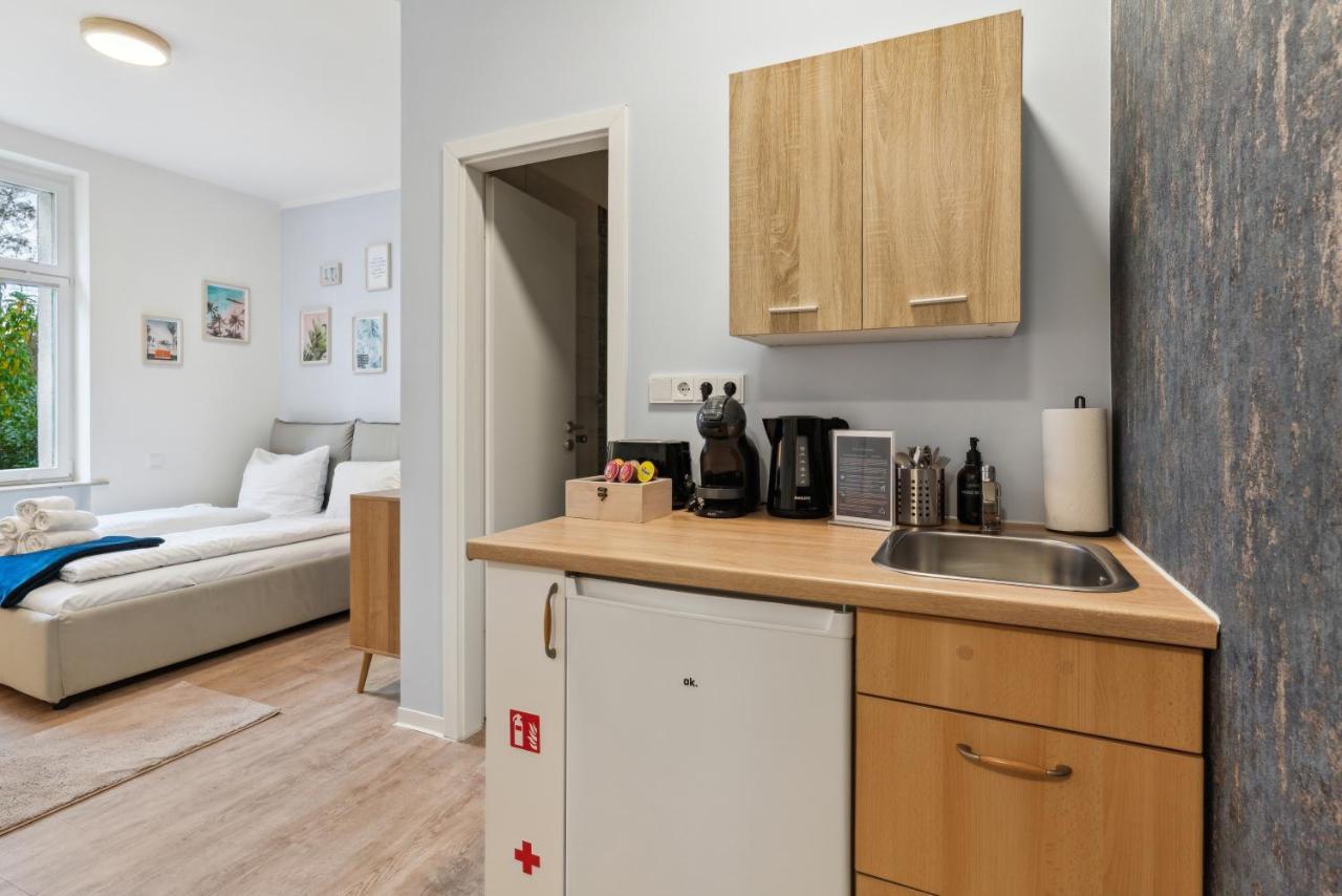 Vorstadtoase - 2 Personen - Eichwalde, Naehe Ber - Queensize-Bett, Netflix, Parken المظهر الخارجي الصورة